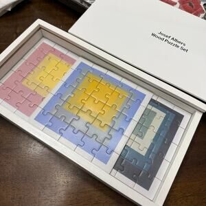 Josef Albers MoMA Wood Puzzle Set – 6 Mini Puzzles in Box